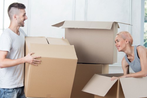 Local packing support for moves in Brondesbury and nearby areas